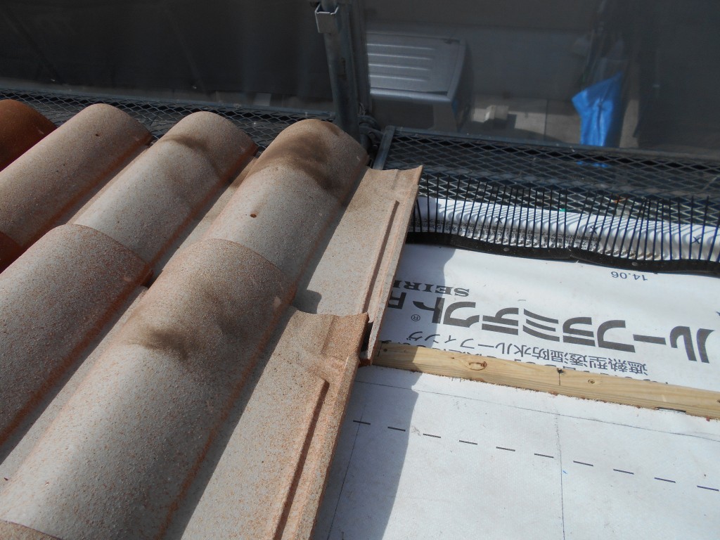 Tdホーム京都南様新築物件 E様邸フランス瓦施工 京都市の屋根工事 リフォーム 雨漏りなら秀和コーポレーション